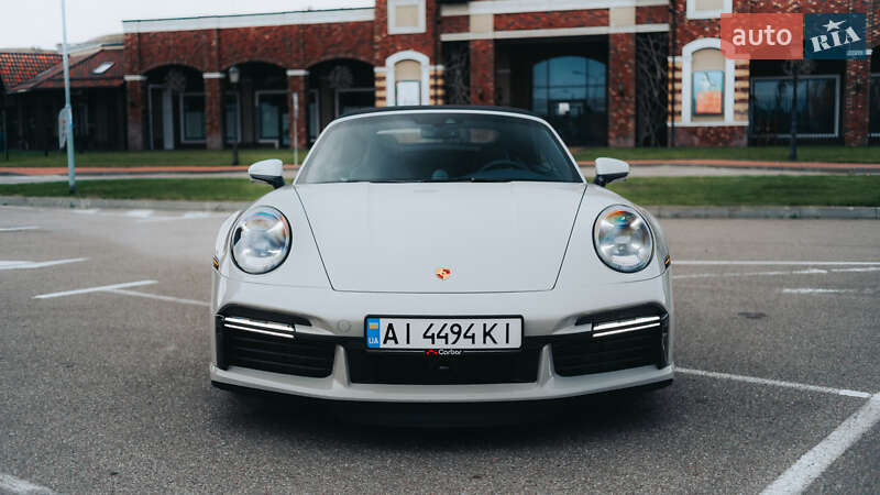 Кабріолет Porsche 911 2022 в Києві