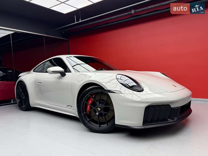 Купе Porsche 911 2025 в Києві фото 9 Купе Porsche 911 2025 в Києві