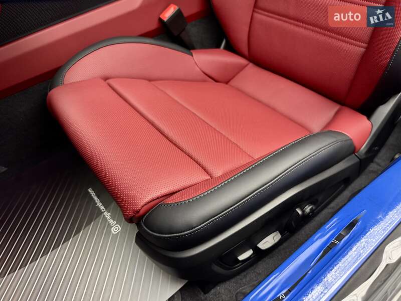 Купе Porsche 911 2025 в Києві фото 26 Купе Porsche 911 2025 в Києві