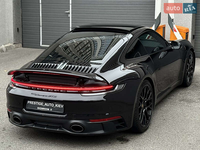 Купе Porsche 911 2023 в Киеве фото 20 Купе Porsche 911 2023 в Киеве