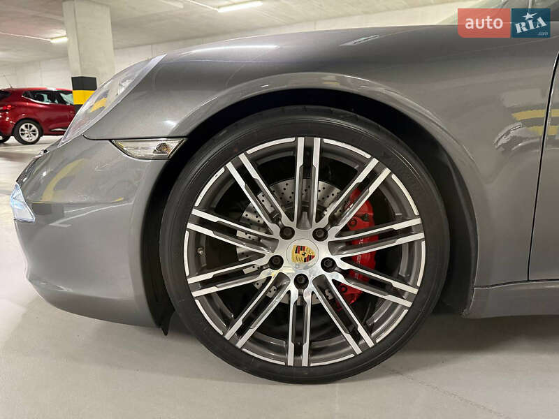 Купе Porsche 911 2013 в Києві фото 6 Купе Porsche 911 2013 в Києві