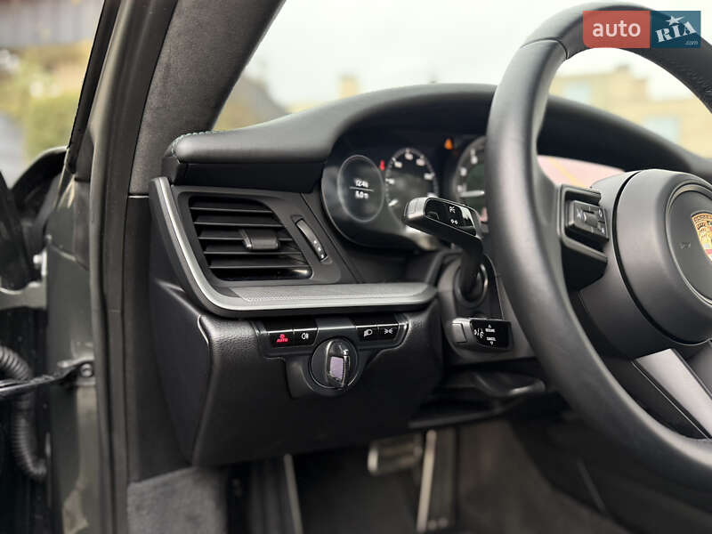 Купе Porsche 911 2021 в Львове фото 34 Купе Porsche 911 2021 в Львове