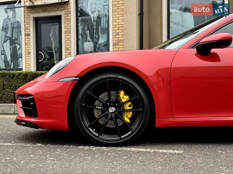 Купе Porsche 911 2022 в Киеве фото 17 Купе Porsche 911 2022 в Киеве