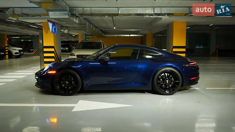 Купе Porsche 911 2024 в Києві