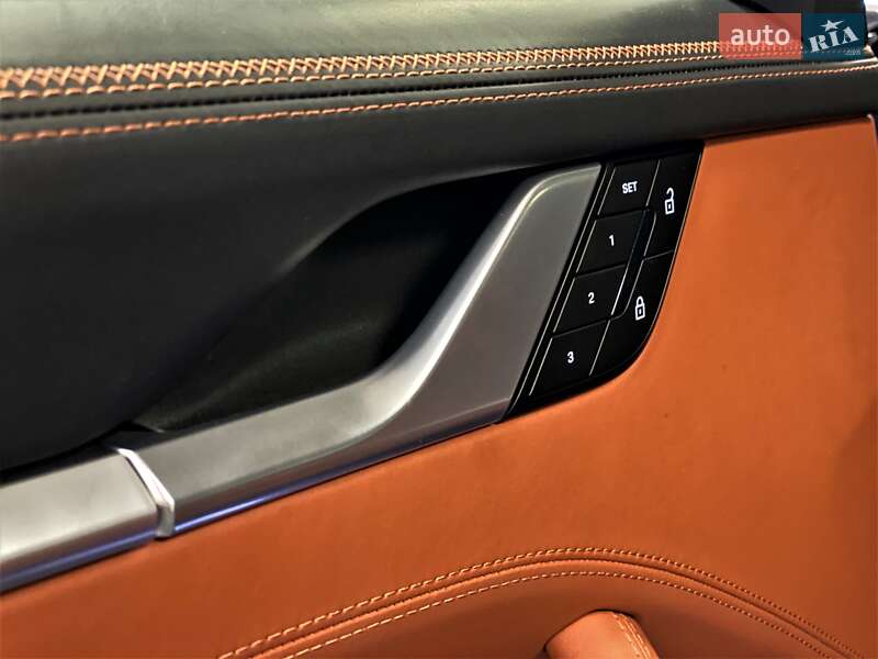 Купе Porsche 911 2025 в Киеве