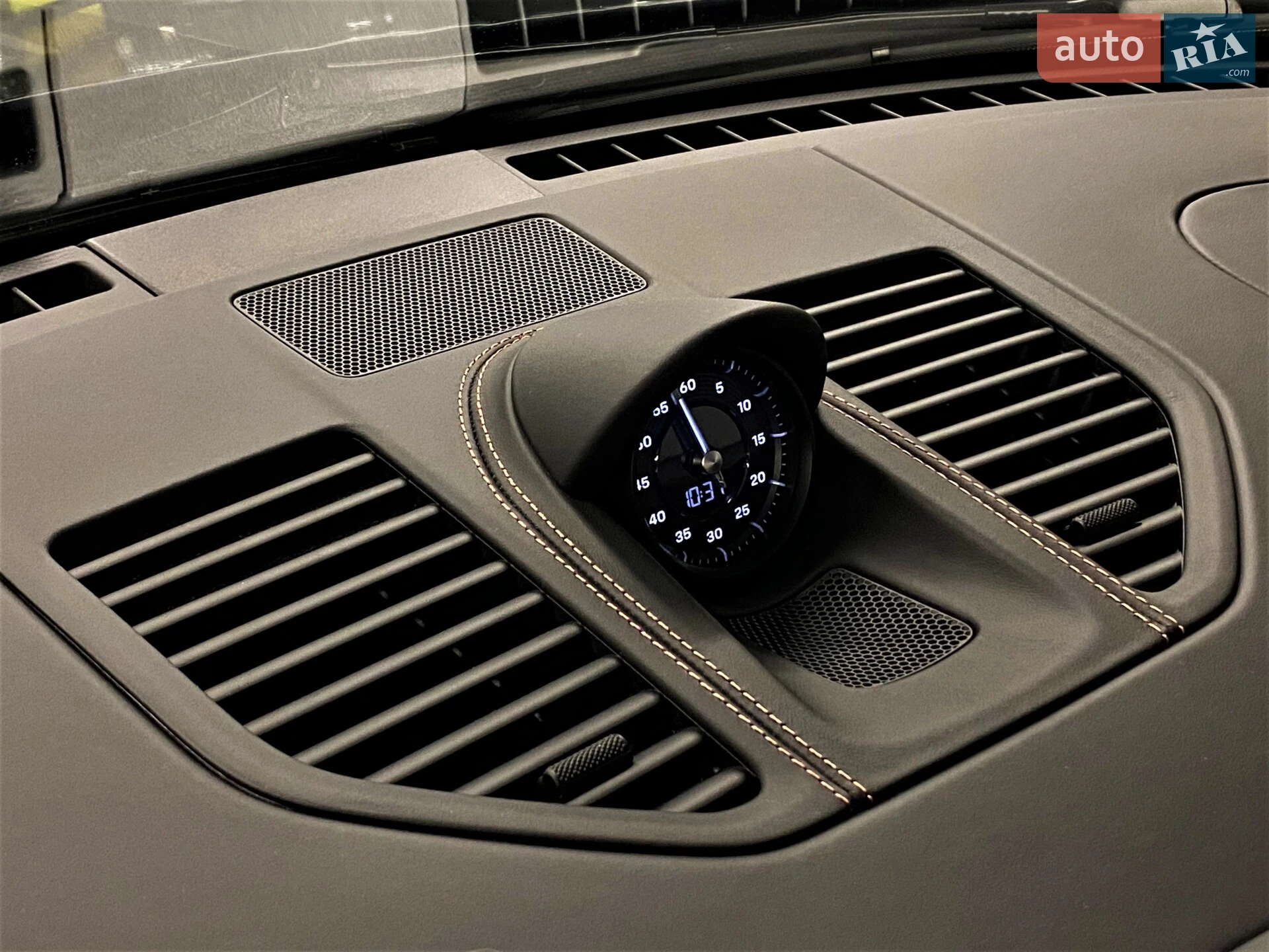 2025 Porsche 911 - мініатюра 41