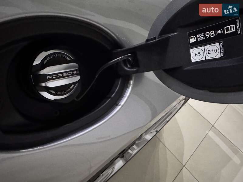 Купе Porsche 911 2023 в Одессе