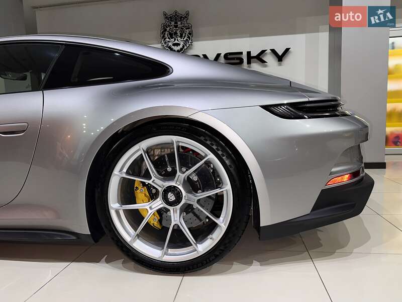 Купе Porsche 911 2023 в Одессе