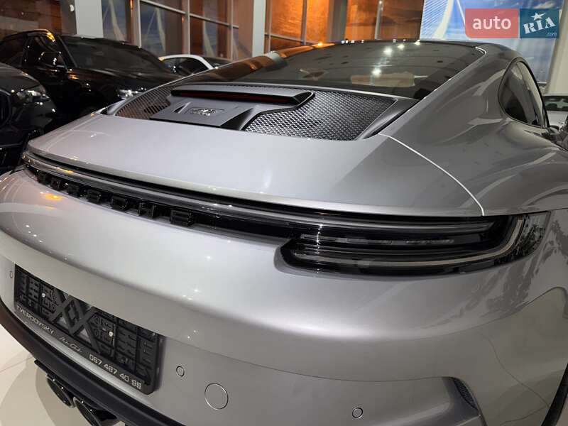 Купе Porsche 911 2023 в Одессе