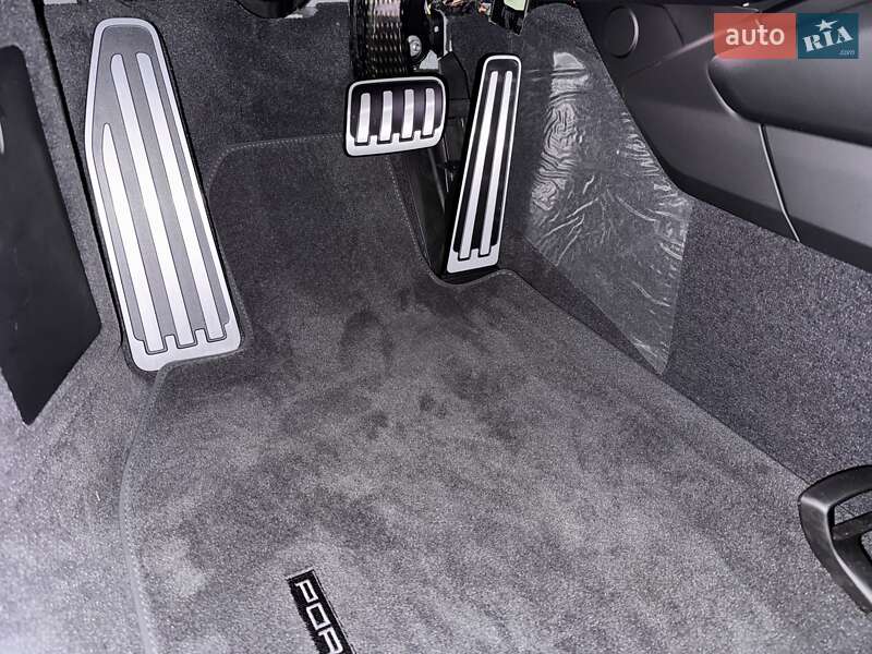 Купе Porsche 911 2023 в Одессе