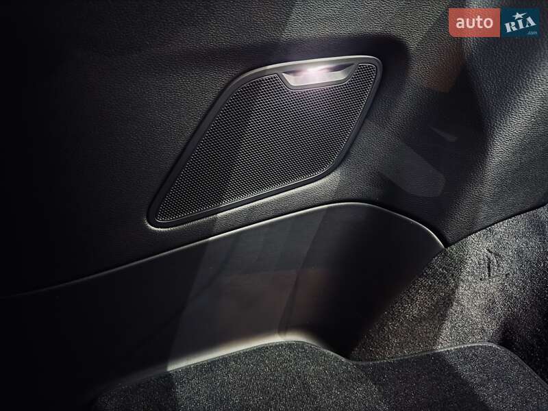 Купе Porsche 911 2023 в Одессе