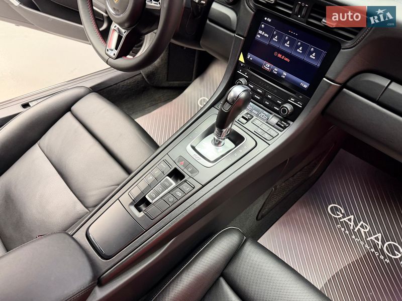 Кабриолет Porsche 911 2018 в Киеве