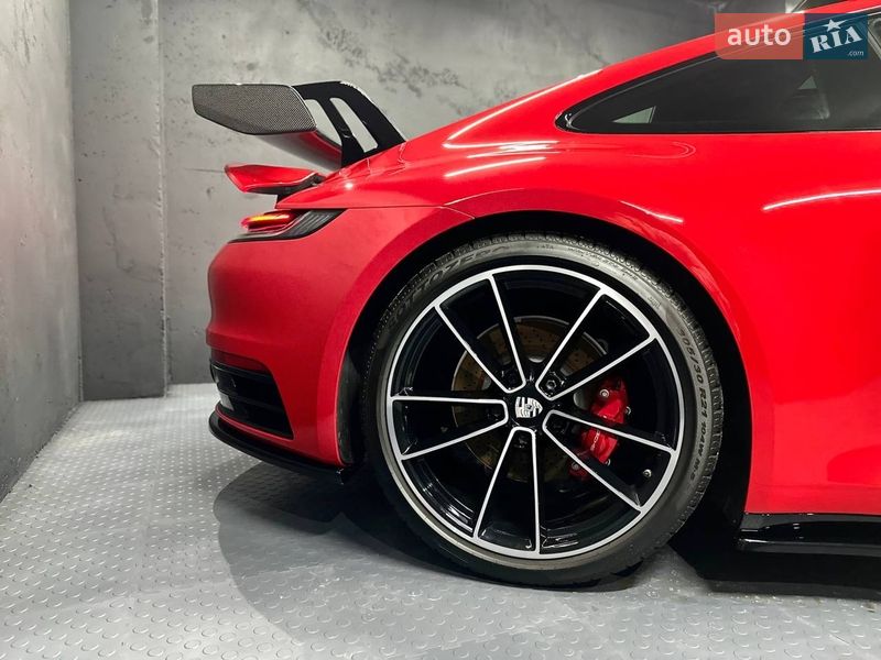 Купе Porsche 911 2020 в Киеве