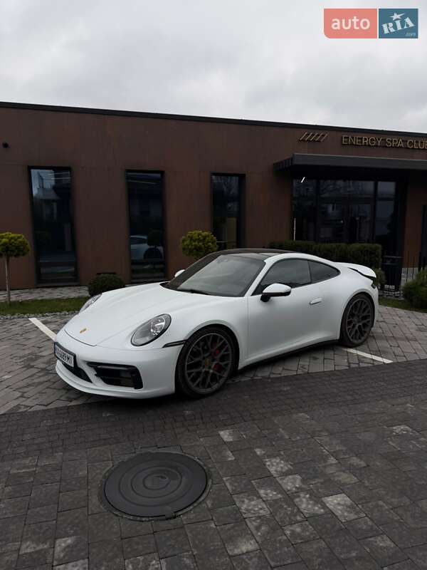 Porsche 911 2019