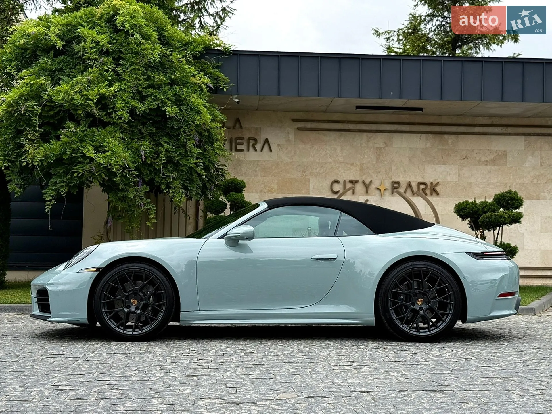2024 Porsche 911 - мініатюра 3