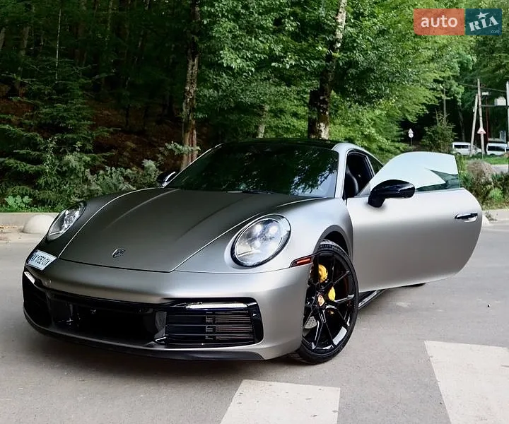 Porsche 911 2021