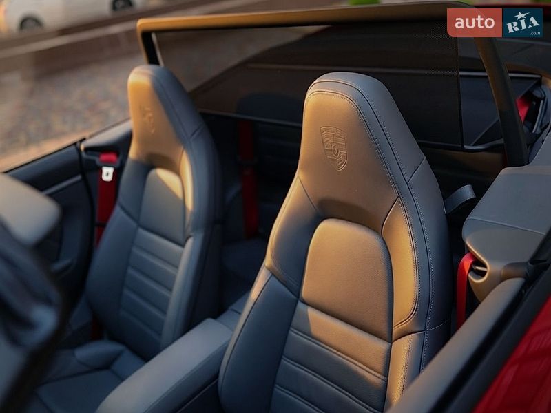 Кабриолет Porsche 911 2024 в Одессе