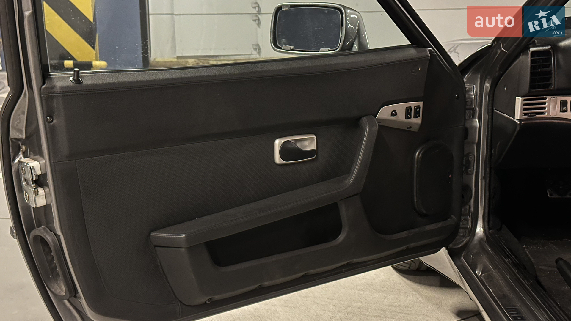 1989 Porsche 944 - мініатюра 16