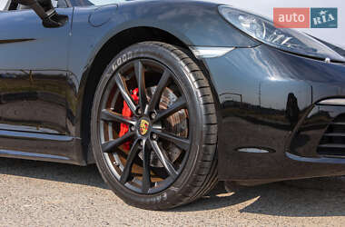 Кабриолет Porsche Boxster 2016 в 