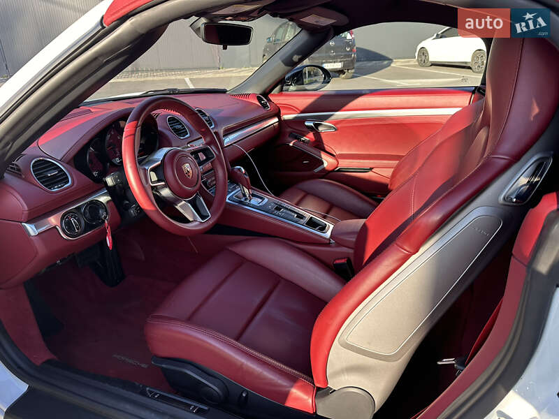 Родстер Porsche Boxster 2018 в Киеве фото 7 Родстер Porsche Boxster 2018 в Киеве