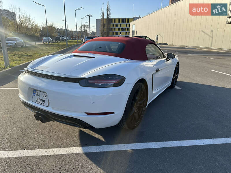 Родстер Porsche Boxster 2018 в Киеве фото 5 Родстер Porsche Boxster 2018 в Киеве