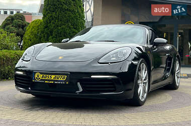 Родстер Porsche Boxster 2017 в 