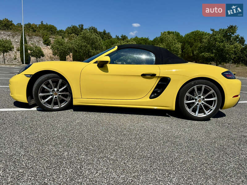 Porsche Boxster 2020
