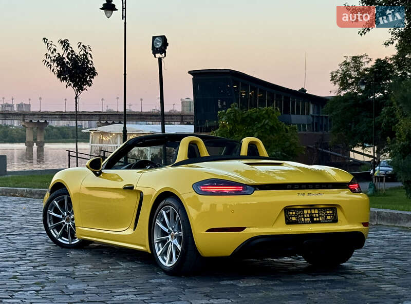 Родстер Porsche Boxster 2020 в Киеве