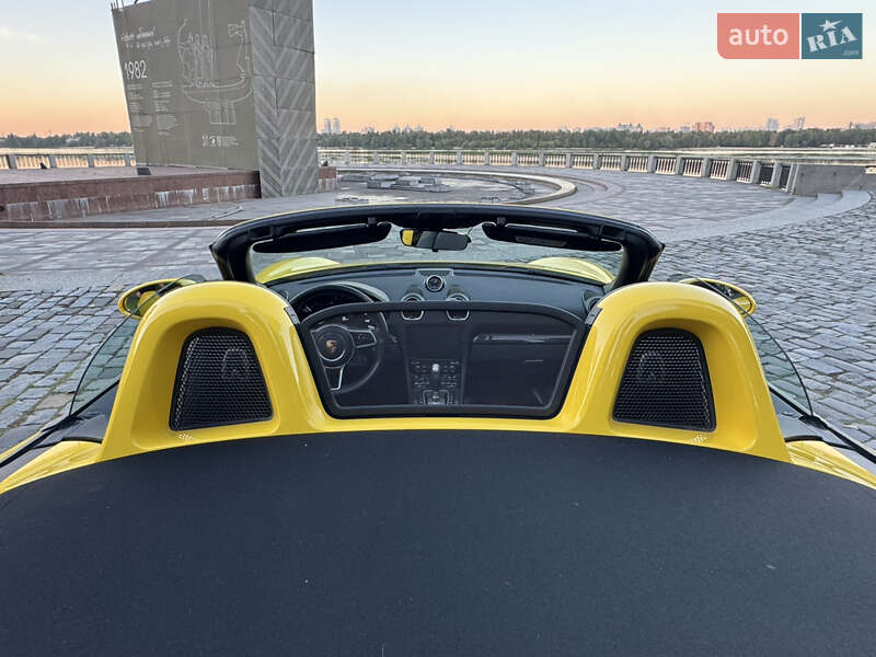 Родстер Porsche Boxster 2020 в Киеве