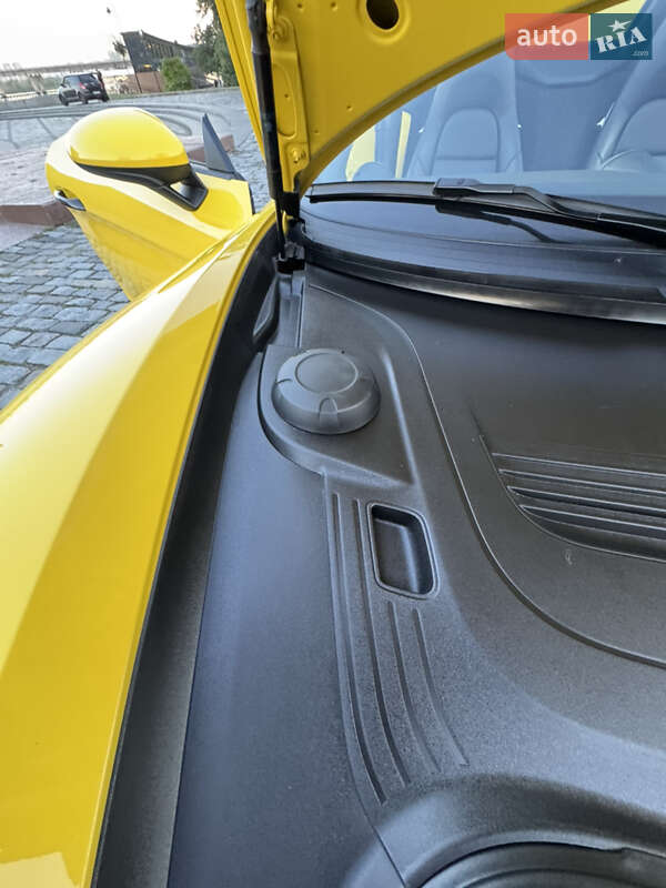 Родстер Porsche Boxster 2020 в Киеве