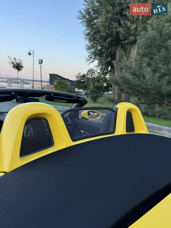 Родстер Porsche Boxster 2020 в Киеве