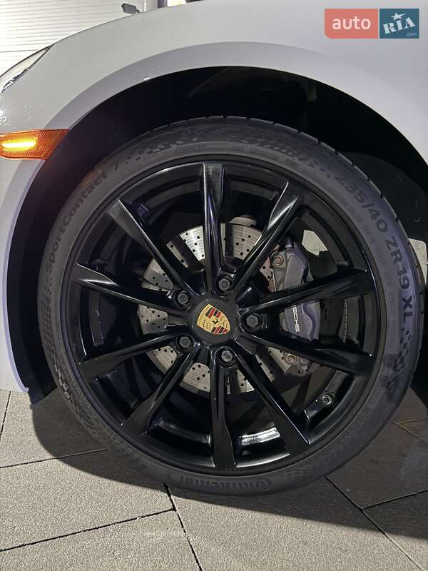 Родстер Porsche Boxster 2016 в Киеве