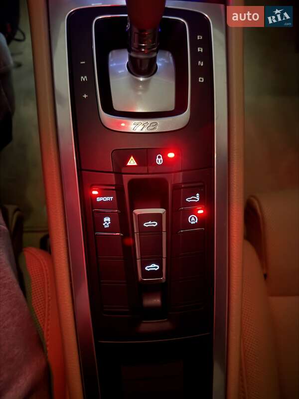 Родстер Porsche Boxster 2016 в Киеве