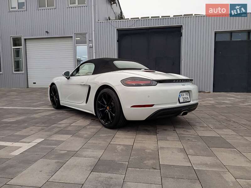 Родстер Porsche Boxster 2016 в Киеве