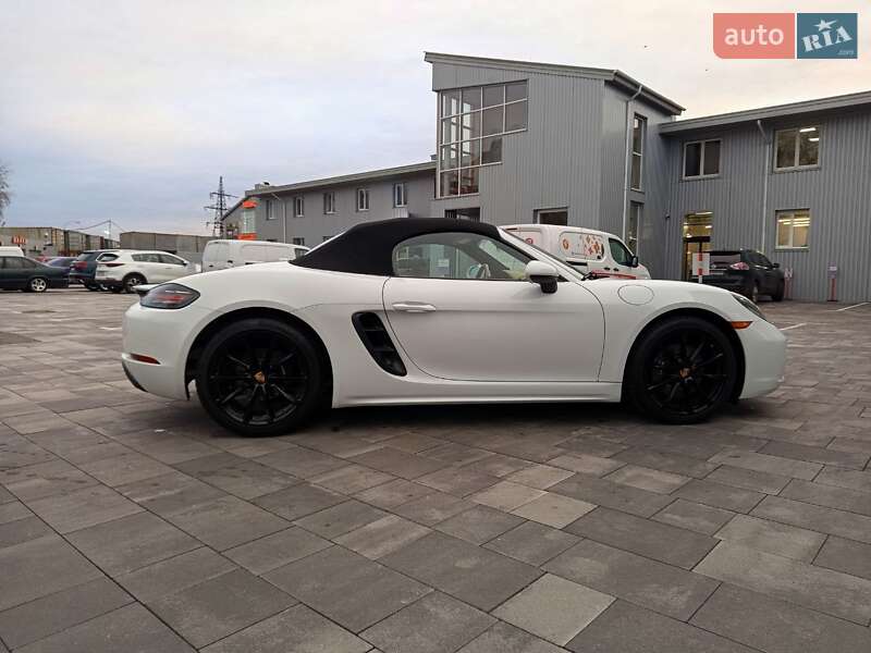 Родстер Porsche Boxster 2016 в Киеве