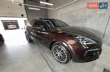 Внедорожник / Кроссовер Porsche Cayenne Coupe 2019 в 