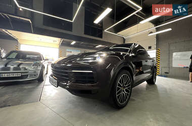 Внедорожник / Кроссовер Porsche Cayenne Coupe 2019 в 