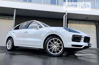 Позашляховик / Кросовер Porsche Cayenne Coupe 2019 в 