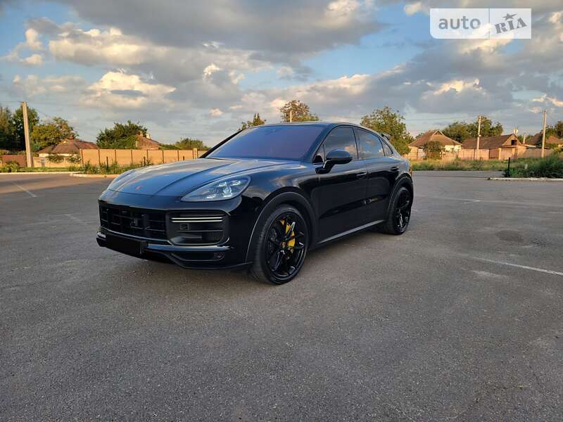 Внедорожник / Кроссовер Porsche Cayenne Coupe 2022 в 