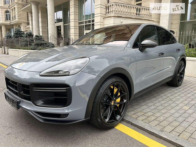 Внедорожник / Кроссовер Porsche Cayenne Coupe 2021 в 