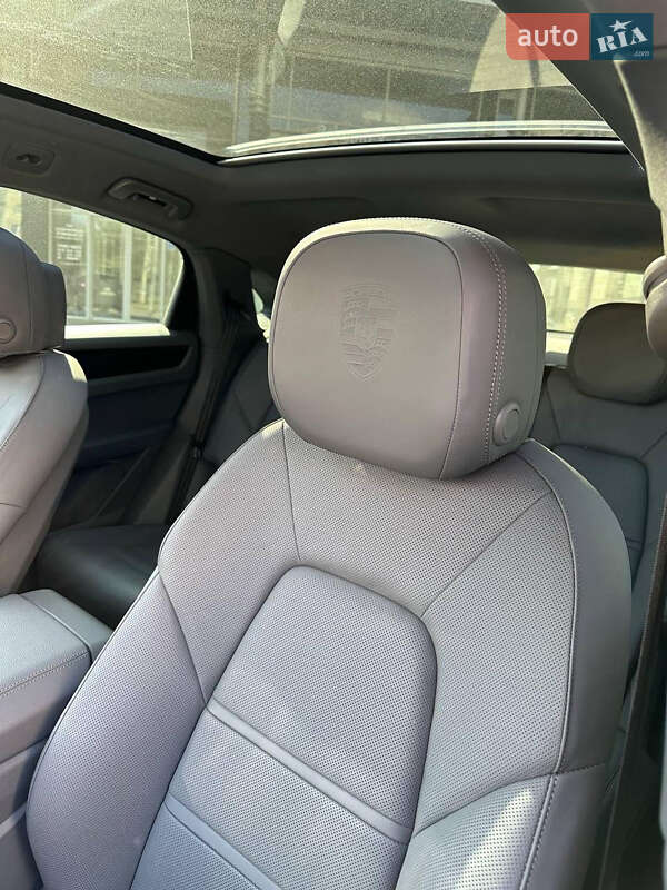 Внедорожник / Кроссовер Porsche Cayenne Coupe 2021 в Мукачево