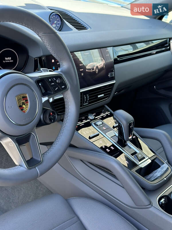 Внедорожник / Кроссовер Porsche Cayenne Coupe 2021 в Мукачево