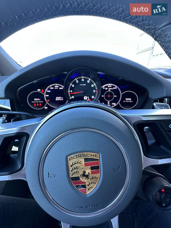 Внедорожник / Кроссовер Porsche Cayenne Coupe 2021 в Мукачево