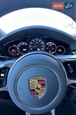 Внедорожник / Кроссовер Porsche Cayenne Coupe 2021 в 