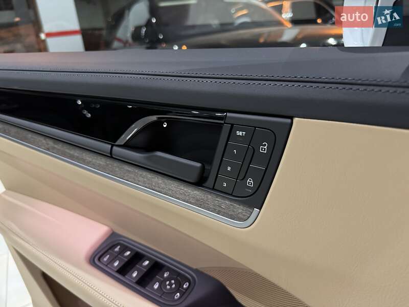 Внедорожник / Кроссовер Porsche Cayenne Coupe 2023 в Одессе