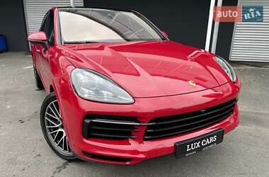 Позашляховик / Кросовер Porsche Cayenne Coupe 2021 в 
