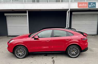 Позашляховик / Кросовер Porsche Cayenne Coupe 2021 в 