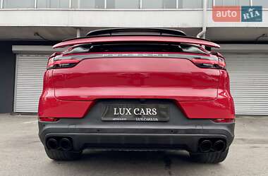 Позашляховик / Кросовер Porsche Cayenne Coupe 2021 в 
