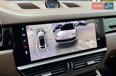 Позашляховик / Кросовер Porsche Cayenne Coupe 2021 в 