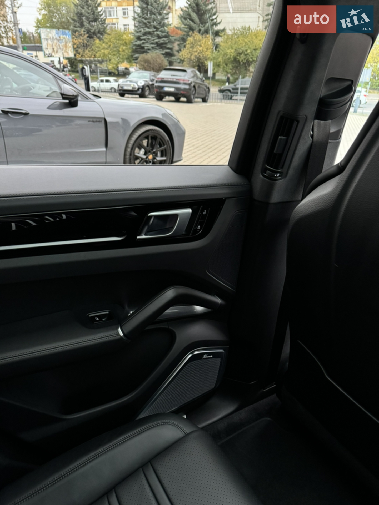 2019 Porsche Cayenne Coupe - мініатюра 16